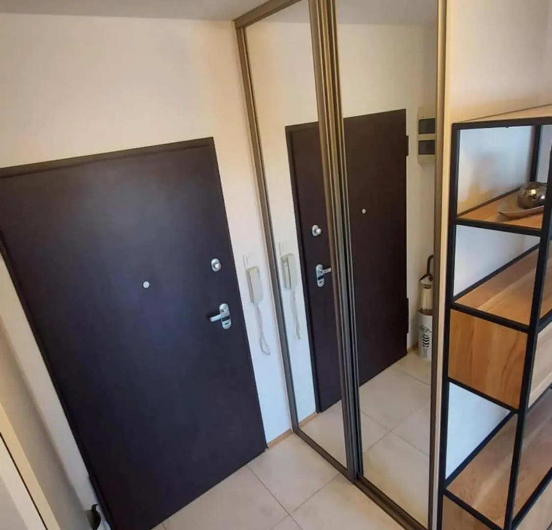 Krakowska Comfort - Strong Wifi And Free Parking Varsovia 0*,